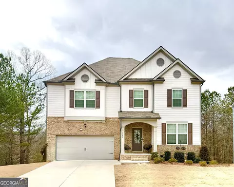 7566 Jennadee Dr, Fairburn, GA 30213