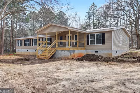 194 Mckneely Rd, Milner, GA 30257