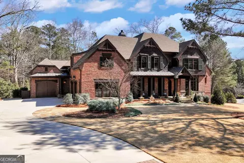 902 Little Darby Ln, Suwanee, GA 30024
