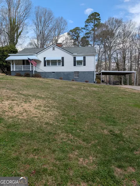 237 N Laurel Dr, Clarkesville, GA 30523