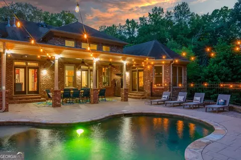 Exterior - 644 Herring Rd, Grayson, GA 30017 photo 8 of 17