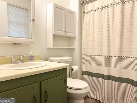 Bath - 19 Fallin Rd, Thomaston, GA 30286 photo 2 of 2