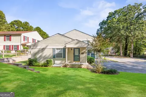 1382 Old Coach Rd SW, Marietta, GA 30008