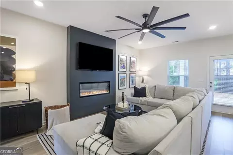 1170 Chastain Dr, Sugar Hill, GA 30518