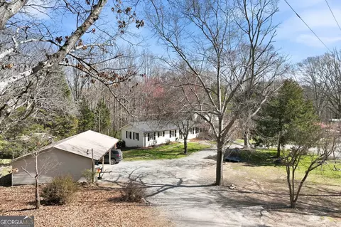 4005 Price Rd, Gainesville, GA 30506
