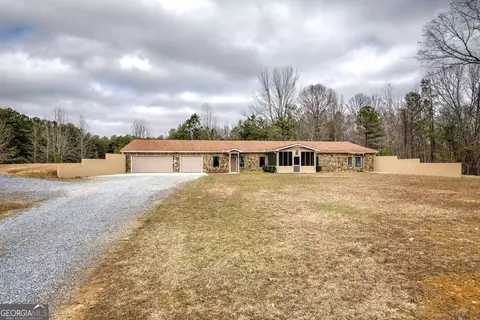 Exterior - 265 Evans Dr, Buchanan, GA 30113 photo 8 of 19