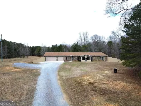 Exterior - 265 Evans Dr, Buchanan, GA 30113 photo 11 of 19