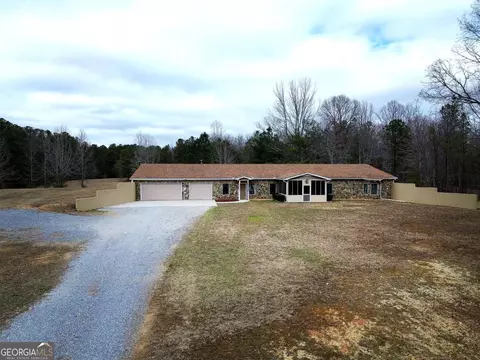 Exterior - 265 Evans Dr, Buchanan, GA 30113 photo 12 of 19