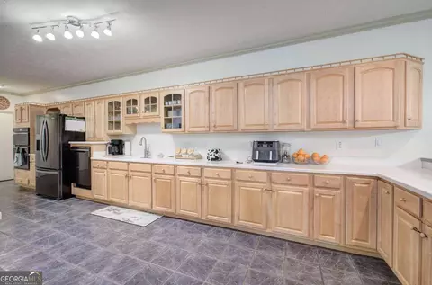 Kitchen - 265 Evans Dr, Buchanan, GA 30113 photo 2 of 8