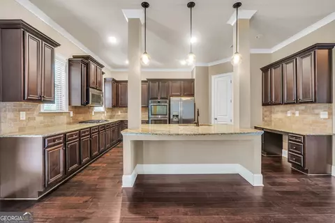 Kitchen - 262 Shellbark Dr, Mcdonough, GA 30252 photo 1 of 3