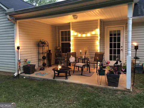 95 Homeplace Dr, Covington, GA 30016