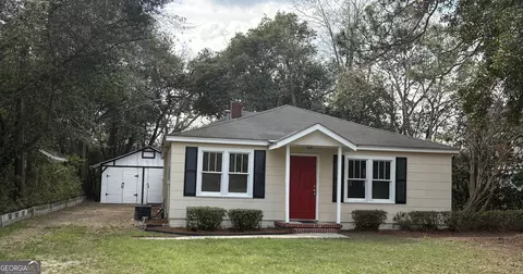 417 W Parrish St, Statesboro, GA 30458