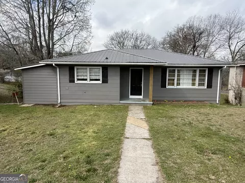 2522 Moore, Anniston, AL 36201
