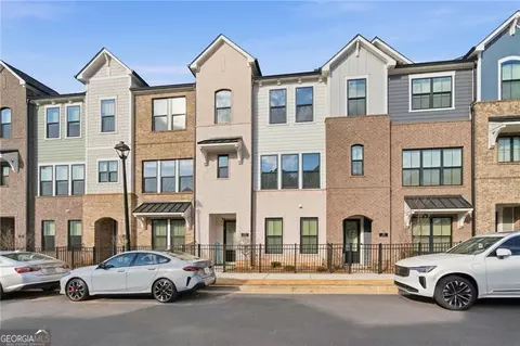 Exterior - 375 Walker Ave, Roswell, GA 30076 photo 2 of 7