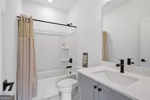 Bath - 375 Walker Ave, Roswell, GA 30076 photo 1 of 4