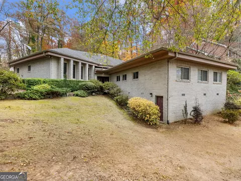 2153 Starfire Dr NE, Atlanta, GA 30345