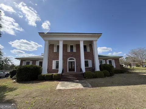 335 N Main St, Wadley, GA 30477