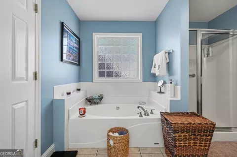 Bath - 226 Long Dr, Mcdonough, GA 30253 photo 3 of 3