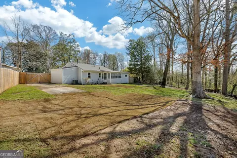 Exterior - 3940 Forrest Ct, Chamblee, GA 30341 photo 4 of 6