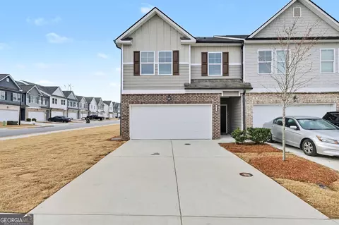 4574 Bishops Ln, Oakwood, GA 30566