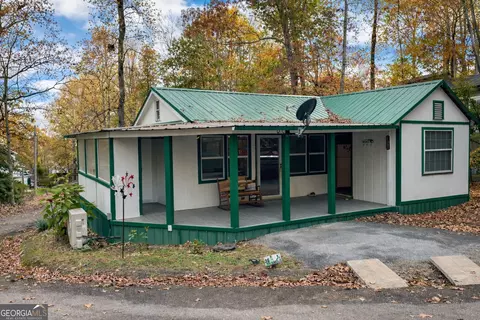 38 Yogi Bear Blvd, Cleveland, GA 30528