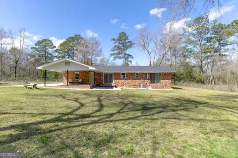 Exterior - 210 Webb St, Warner Robins, GA 31093 photo 4 of 10