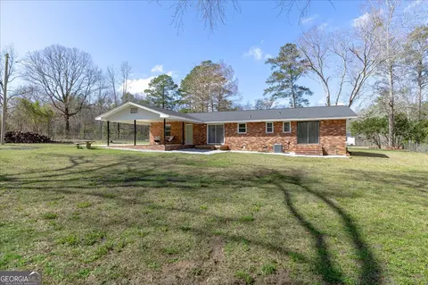 Exterior - 210 Webb St, Warner Robins, GA 31093 photo 6 of 10