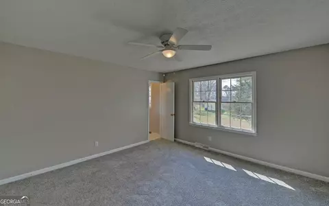 Bedroom - 704 Skyline Dr, Toccoa, GA 30577 photo 3 of 8