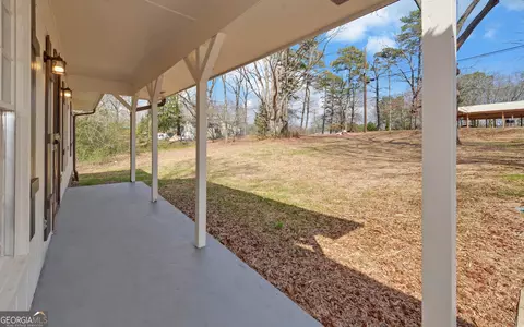 Exterior - 704 Skyline Dr, Toccoa, GA 30577 photo 4 of 10
