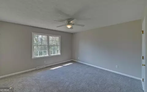 Bedroom - 704 Skyline Dr, Toccoa, GA 30577 photo 1 of 8