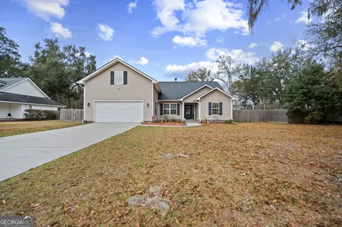 24 Saint Ives Dr, Savannah, GA 31419