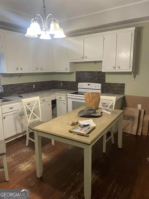 Kitchen - 124 Harper St, Jackson, GA 30233 photo 1 of 2