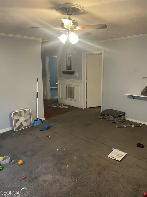 Living - 124 Harper St, Jackson, GA 30233 photo 1 of 3