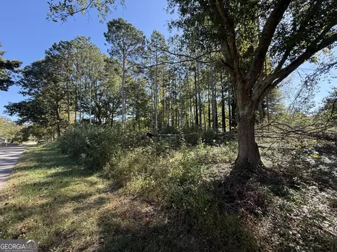 5666 Mcleod St, Lula, GA 30554 photo 6