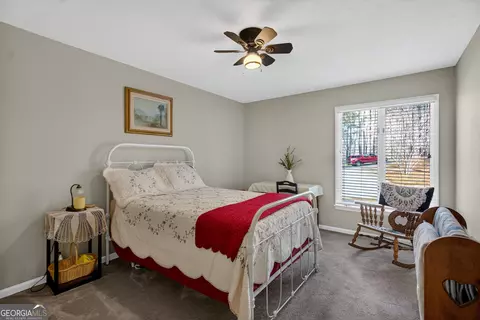 Bedroom - 2005 Foxcroft Dr, Lagrange, GA 30240 photo 3 of 4