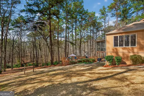 Exterior - 2005 Foxcroft Dr, Lagrange, GA 30240 photo 21 of 24