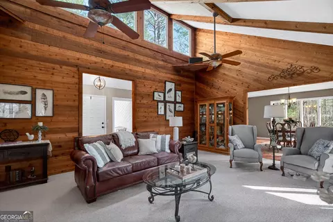 Living - 2005 Foxcroft Dr, Lagrange, GA 30240 photo 3 of 3