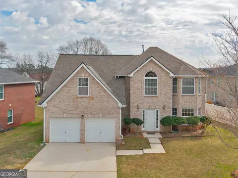323 Daytona Dr, Mcdonough, GA 30253