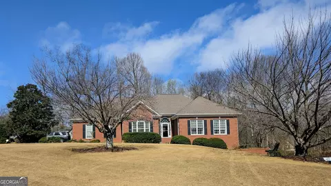 6506 Vista View Ct, Flowery Branch, GA 30542