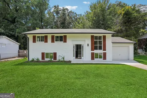 1349 Heather Cir, Riverdale, GA 30296