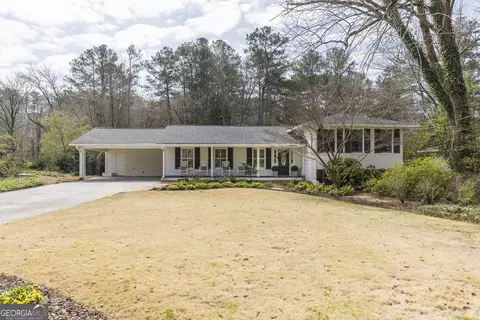 775 E Powderhorn Rd NE, Sandy Springs, GA 30342