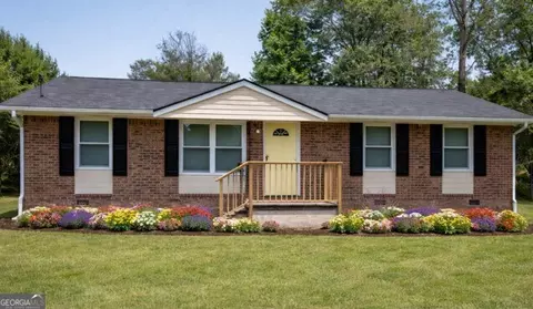 9000 Cornell Dr, Jonesboro, GA 30238