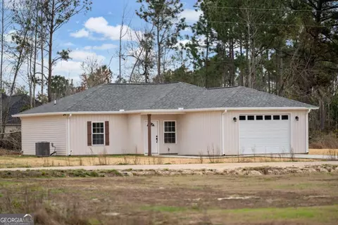 96 Beech Rd, Hazlehurst, GA 31539