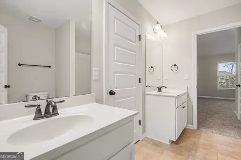 Bath - 2324 Braunsroth Ln, Hampton, GA 30228 photo 2 of 3