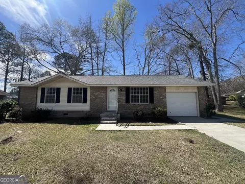 466 Edgar Cir, Thomson, GA 30824