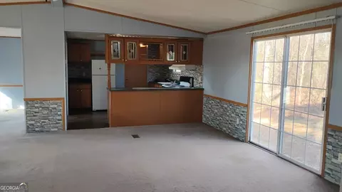 Living - 2331 Kesler Rd, Carnesville, GA 30521 photo 12 of 12