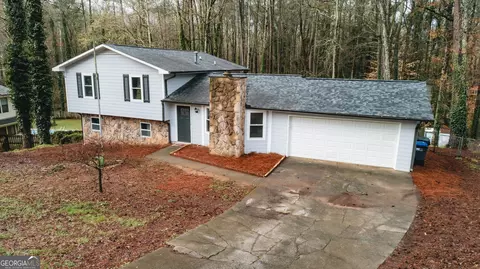 3043 Fireside Dr, Snellville, GA 30078