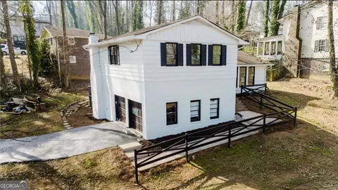 50 Bailey Dr, Lilburn, GA 30047