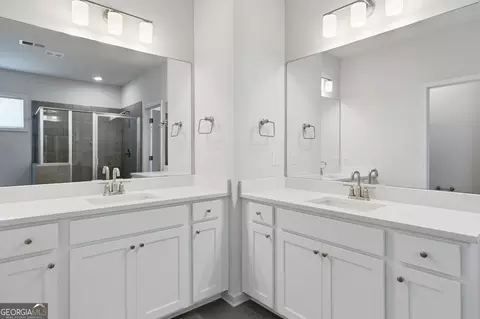 Bath - 252 Carmichael Dr, Canton, GA 30115 photo 1 of 5