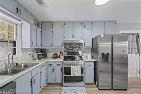 Kitchen - 90 Beaver Run Rd, Covington, GA 30016 photo 3 of 3